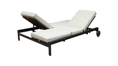 Outdoor Chaise Lounges for Pool and Beach Activity Zones: A Commercial Buyer’s Guide